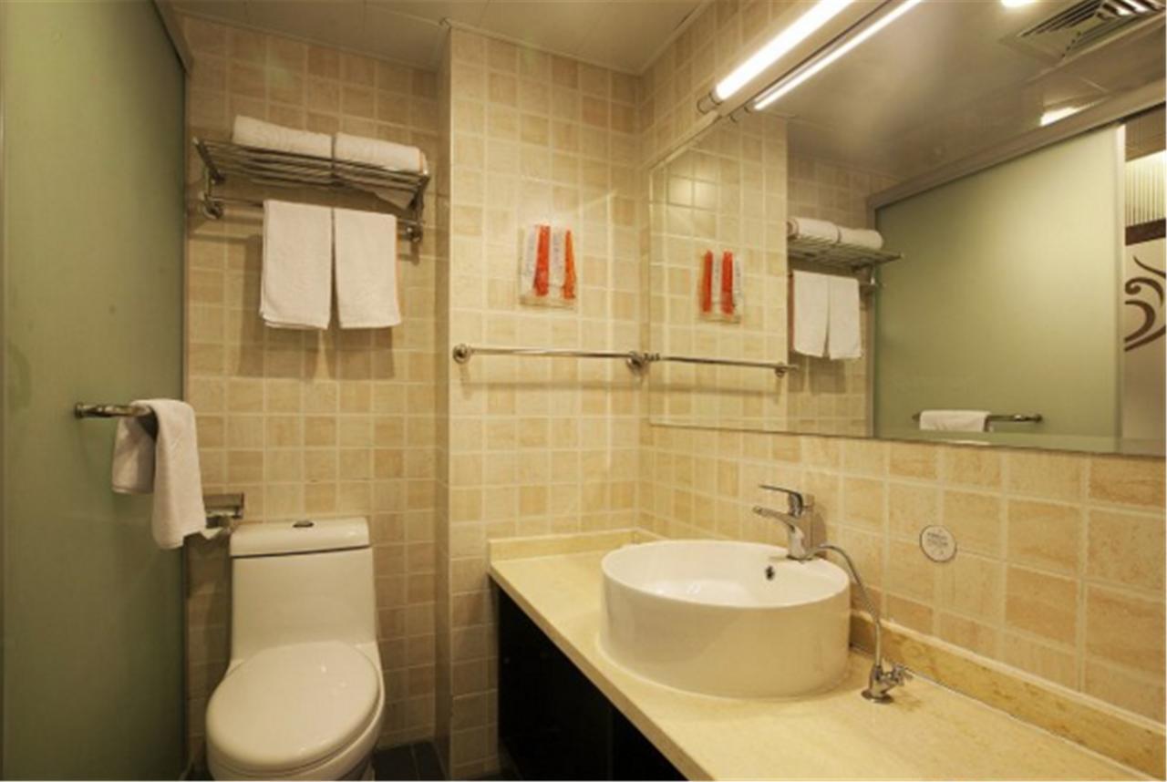 Fairyland Hotel Shanghai New International Exihibition Centre South Yanggao Road Metro Station Esterno foto